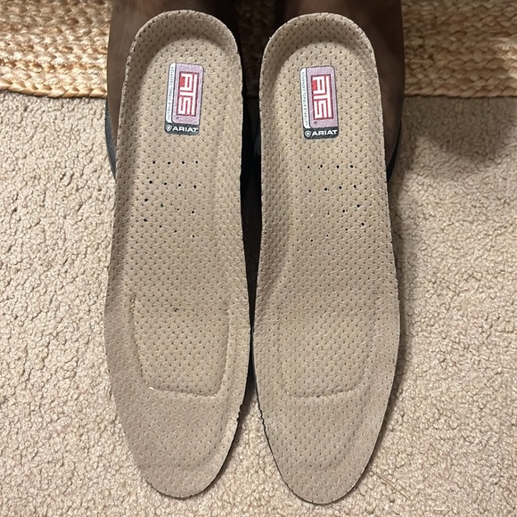 Boots - Picture 7 of 7